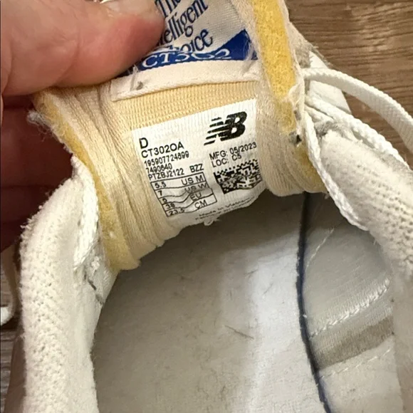 New Balance CT302 White Blue Reflection Size Woman’s 7 Men’s 5.5 - Picture 9 of 9